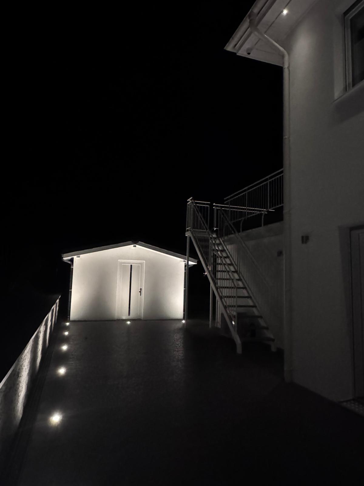 Haus bei Nacht