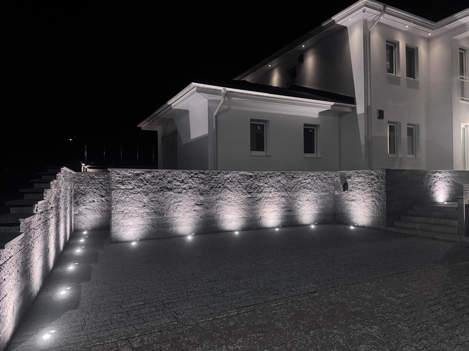 Ferienhaus bei Nacht